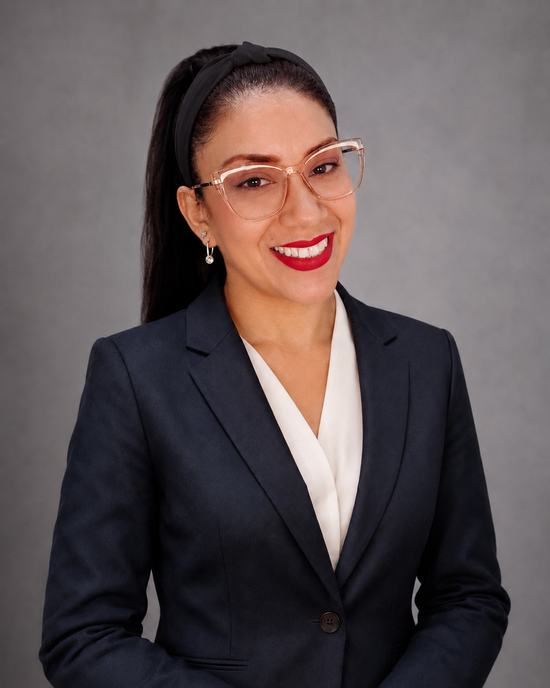 Pilar Velásquez - MAGLA & ASOCIADOS